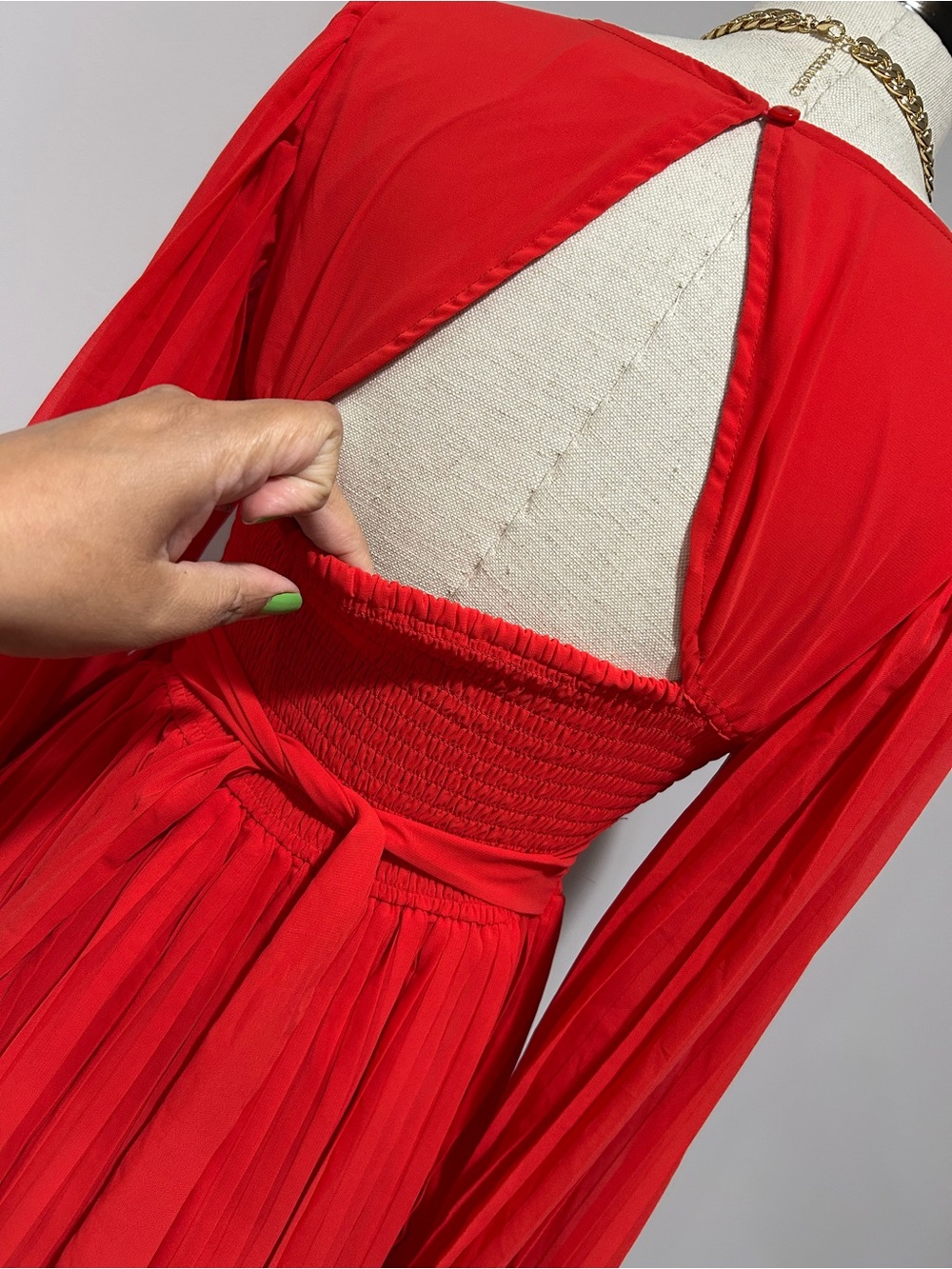 Jessica Simpson Vibrant Red Long-Sleeve Pleated Skater Dress - Picture 6 of 9